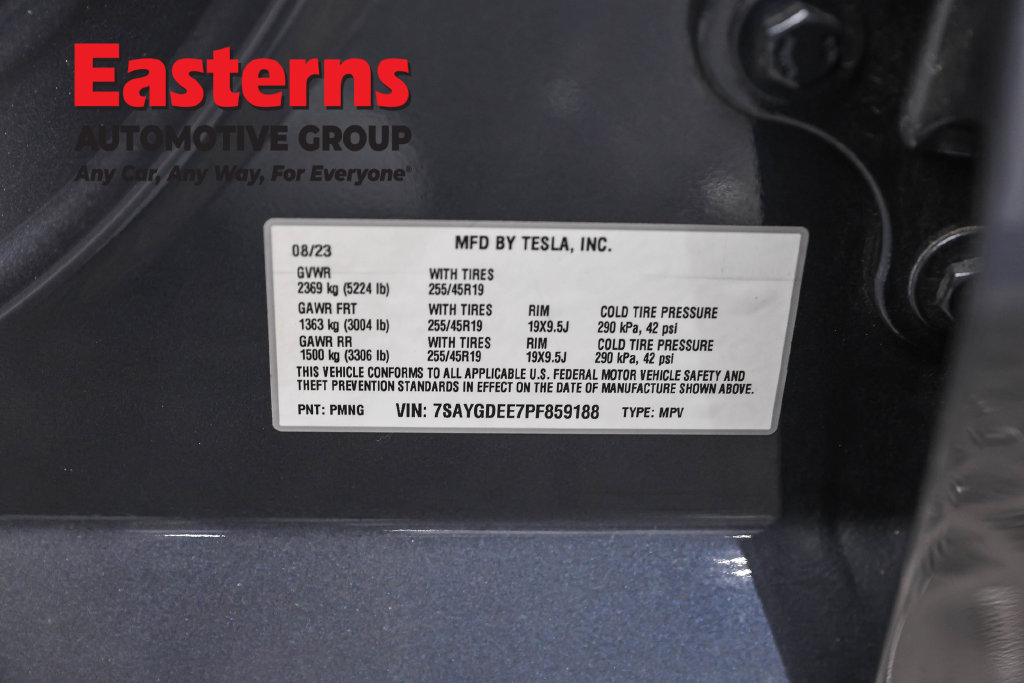Used 2023 Tesla Model Y Long Range AWD/4WD image 32