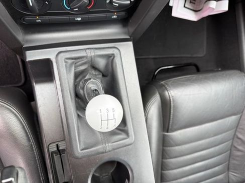 Used 2008 Ford Mustang GT RWD image 10