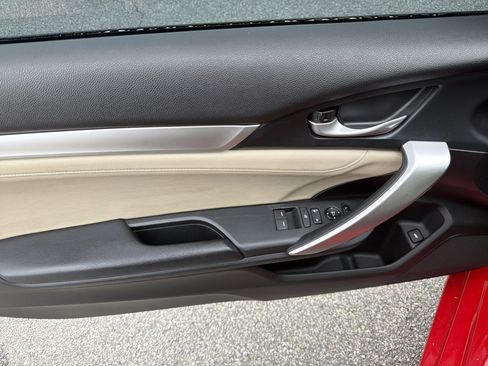 Used 2016 Honda Civic EX-L image 19