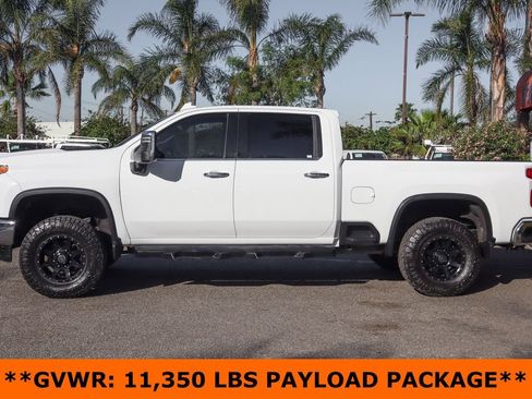 Used 2021 Chevrolet Silverado 2500 LTZ w/ LTZ Convenience Package AWD/4WD image 5