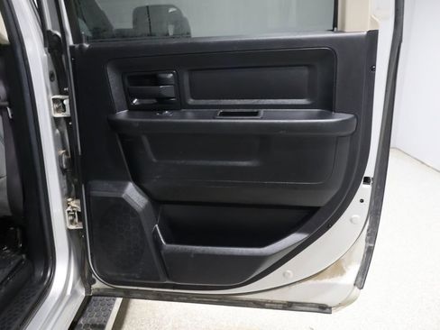 Used 2014 RAM 3500 Tradesman w/ Popular Equipment Group image 21