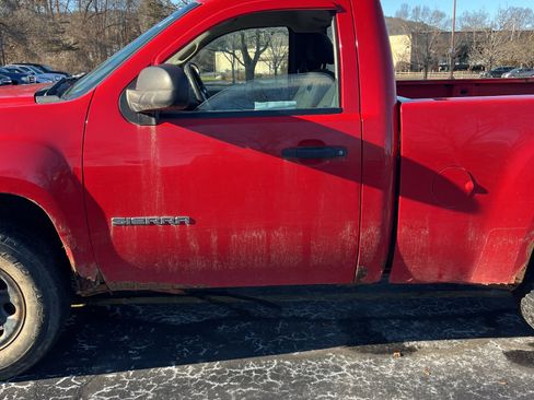 Used 2011 GMC Sierra 1500 W/T w/ Work Truck Plus Package image 6