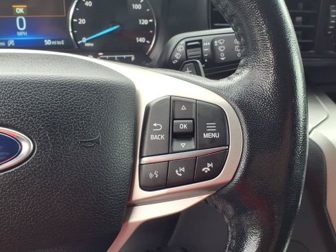 Used 2021 Ford Explorer XLT w/ Class III Trailer Tow Package AWD/4WD image 25