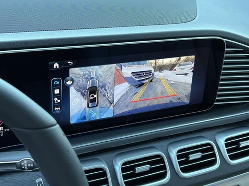 New 2026 Mercedes-Benz GLE 450 4MATIC image 17