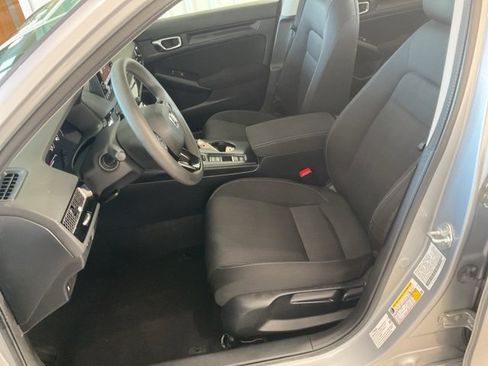 Used 2023 Honda Civic LX image 3
