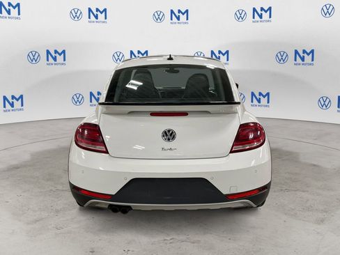 Used 2018 Volkswagen Beetle 2.0T Dune image 4