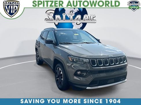 Used 2023 Jeep Compass Limited AWD/4WD image 2