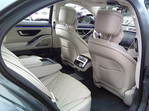 Used 2022 Mercedes-Benz S 580 4MATIC Sedan image 24