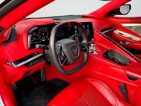 Used 2023 Chevrolet Corvette Stingray Premium Cpe w/ Z51 Performance Package RWD image 13