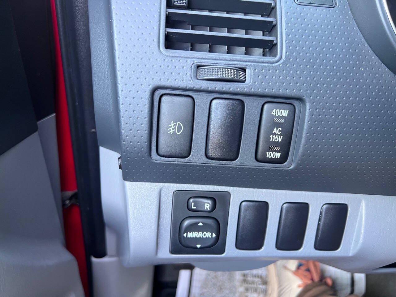 Used 2005 Toyota Tacoma PreRunner w/ TRD Sport Pkg #4 RWD image 13