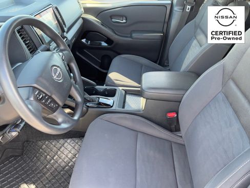 Certified 2023 Nissan Frontier SV w/ Midnight Edition Package image 18