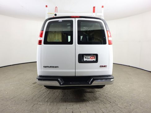 Used 2020 GMC Savana 2500 w/ Driver Convenience Package image 7