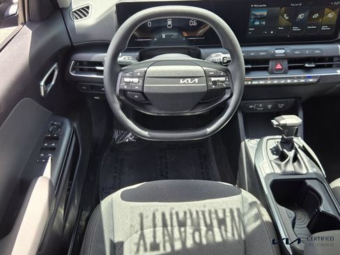 Certified 2025 Kia K4 FWD image 13