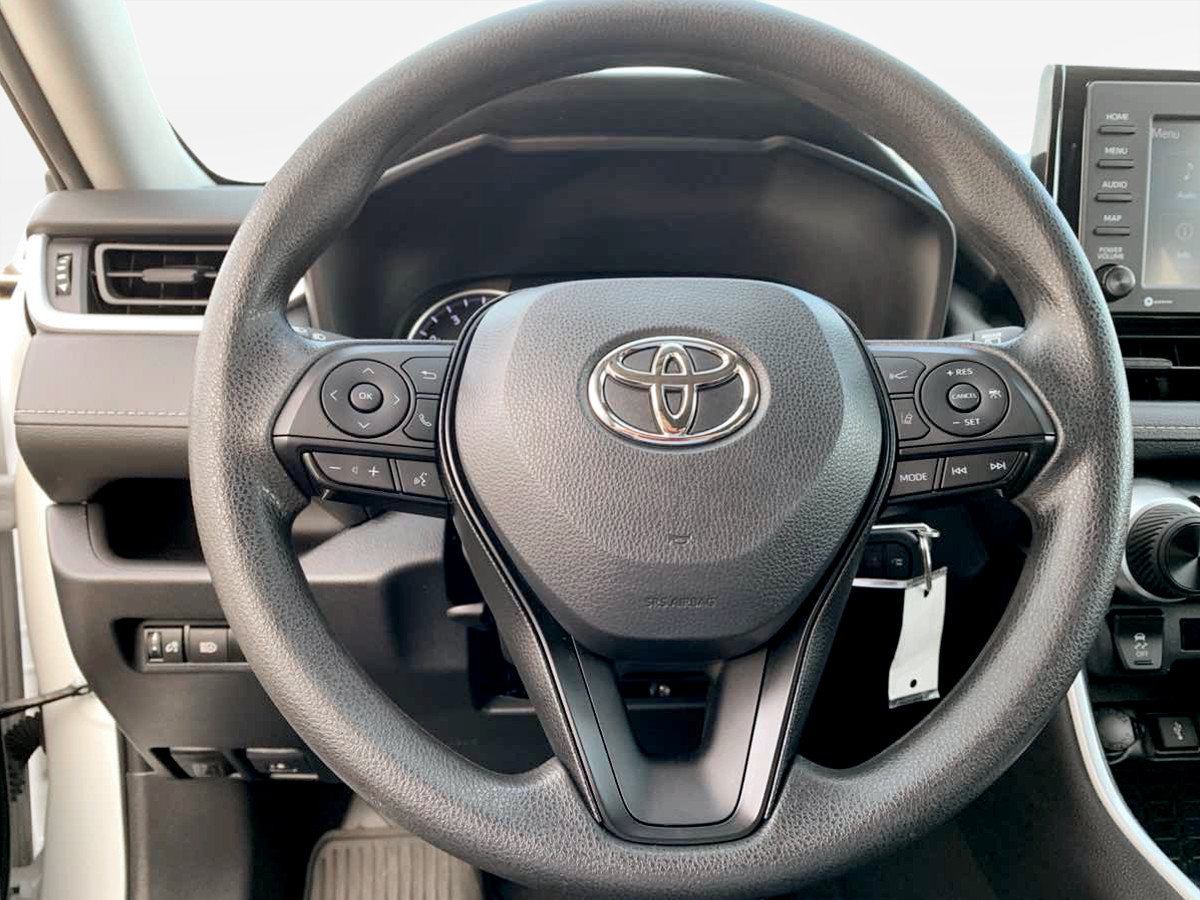 Used 2022 Toyota RAV4 LE AWD/4WD image 21