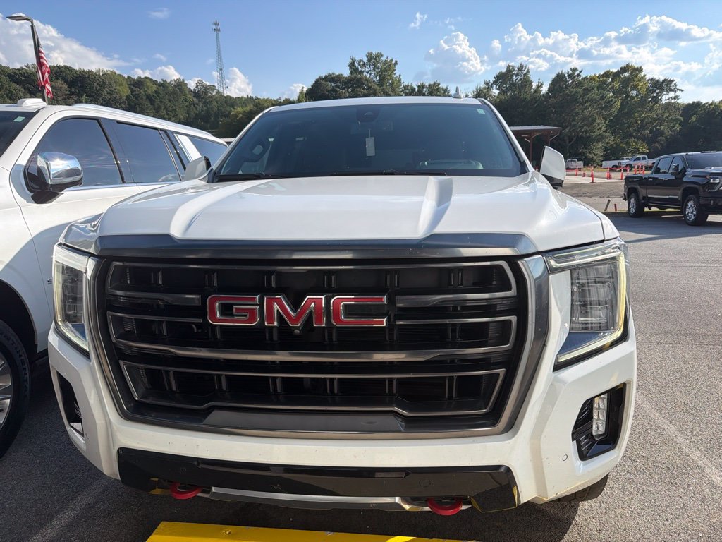 Used 2021 GMC Yukon AT4 w/ AT4 Premium Plus Package AWD/4WD image 7