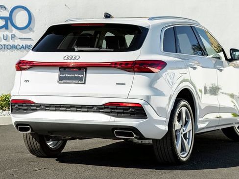 Certified 2025 Audi Q5 Premium w/ Premium Plus AWD/4WD image 7