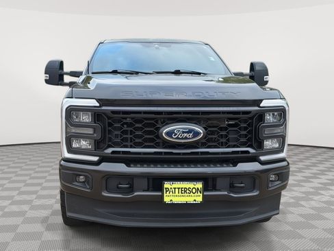 Used 2024 Ford F250 Lariat w/ Sport Appearance Package AWD/4WD image 2