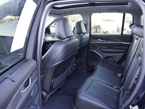 Used 2023 Jeep Grand Cherokee 30th Anniversary image 17