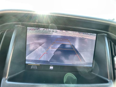 Used 2020 GMC Canyon SLE w/ Elevation Edition image 15