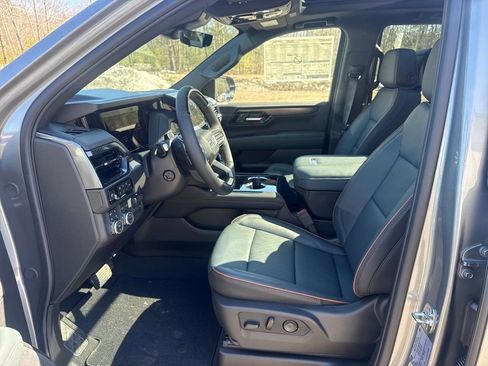 New 2026 GMC Yukon AT4 w/ AT4 Premium Plus Package image 14