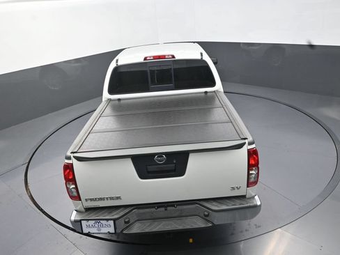 Used 2017 Nissan Frontier SV RWD image 19