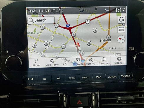 Used 2025 Nissan Pathfinder SL AWD/4WD image 22