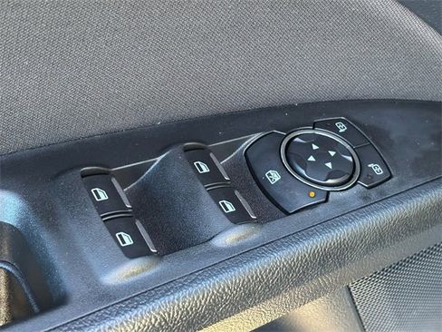 Used 2020 Ford Fusion SE image 25