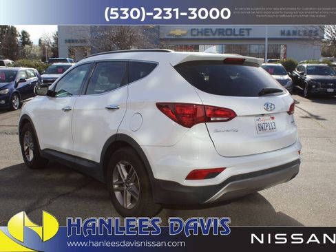 Used 2017 Hyundai Santa Fe Sport image 9