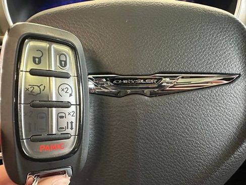 New 2026 Chrysler Pacifica Pinnacle image 58