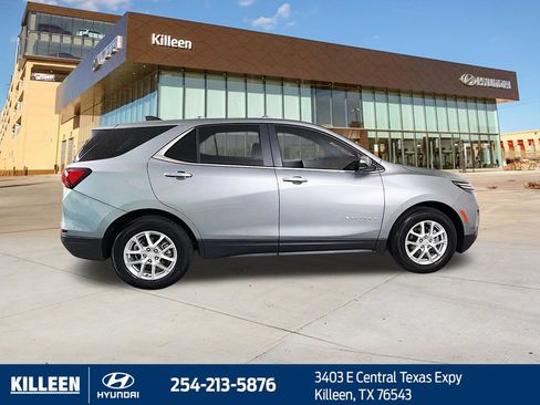 Used 2024 Chevrolet Equinox LT w/ LPO, Floor Liner Package FWD image 9