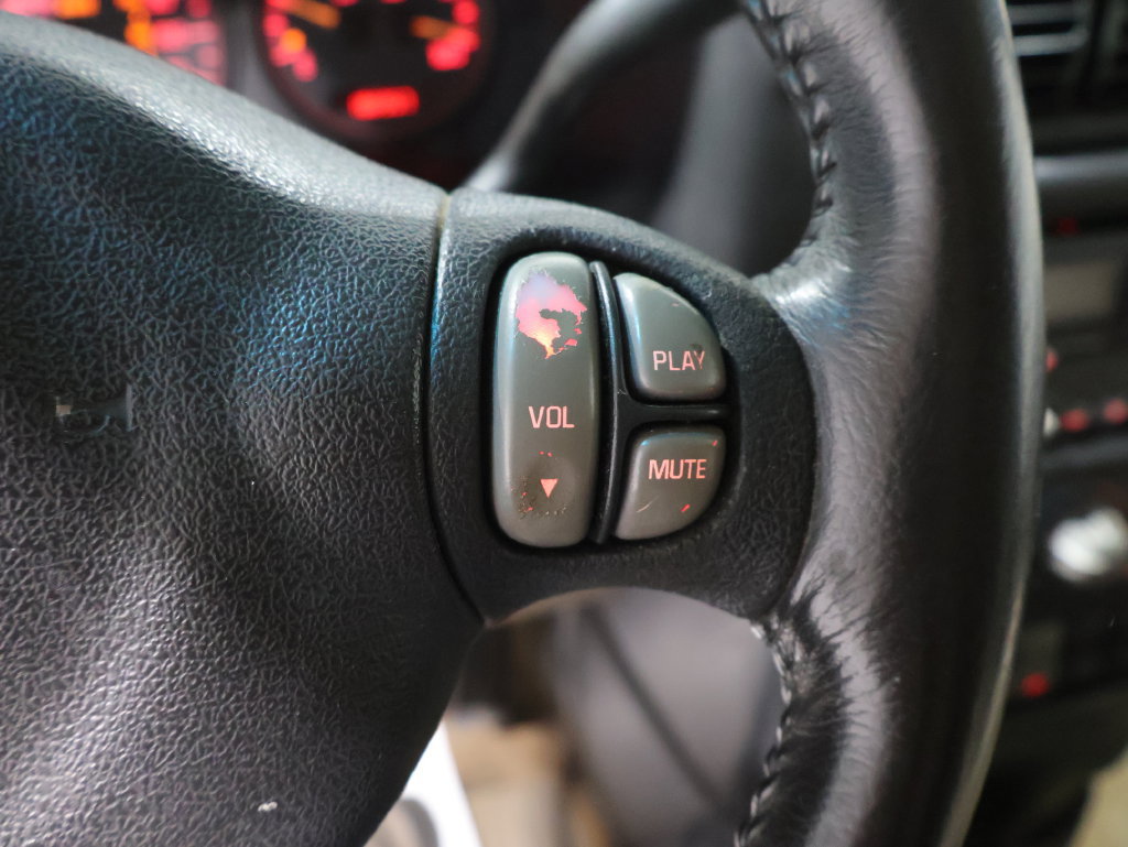 Used 2004 Pontiac Montana Extended w/ Convenience Package #2 FWD image 8