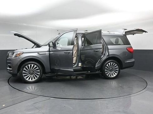 Certified 2021 Lincoln Navigator Reserve w/ Luxury Package AWD/4WD image 58