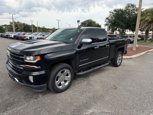 Used 2018 Chevrolet Silverado 1500 LTZ Z71 w/ LTZ Plus Package AWD/4WD image 12