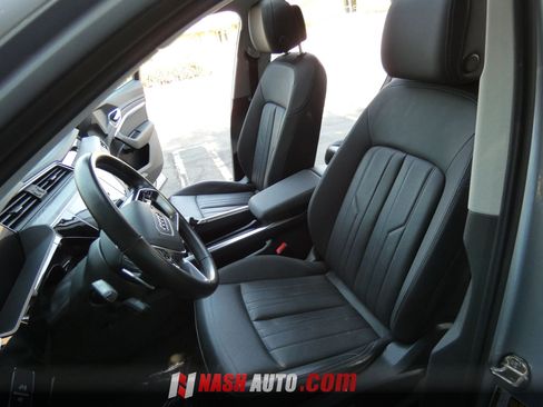 Used 2021 Audi e-tron Premium Plus AWD/4WD image 49