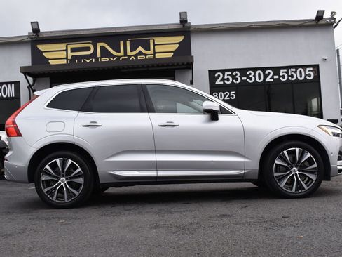 Used 2018 Volvo XC60 T8 Inscription w/ Vision Package image 12