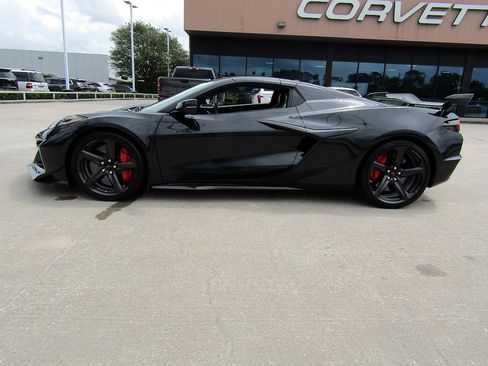 Used 2024 Chevrolet Corvette Z06 image 28