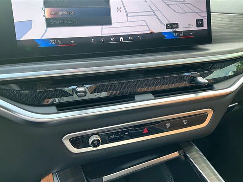 Used 2024 BMW X5 xDrive40i w/ Parking Assistance Package image 38