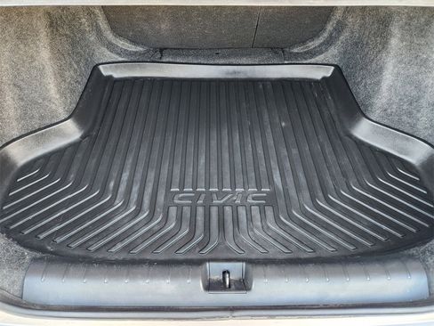 Certified 2017 Honda Civic EX image 31