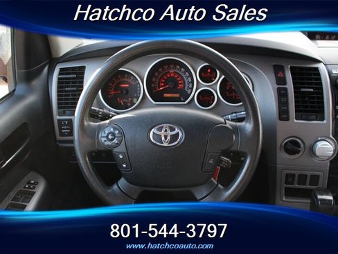 Used 2012 Toyota Tundra 4x4 CrewMax image 25