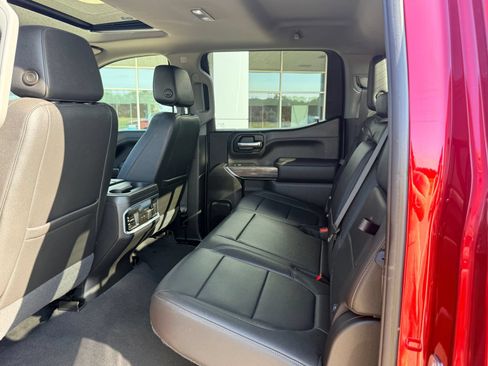 Used 2022 Chevrolet Silverado 1500 LTZ w/ LTZ Premium Package AWD/4WD image 14