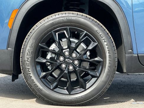 New 2026 Chevrolet Traverse LT w/ Midnight/Sport Edition image 27