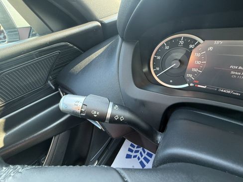 Used 2020 Jaguar XE S image 21