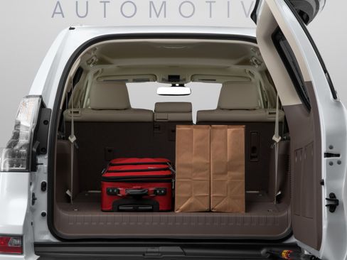 Used 2014 Lexus GX 460 AWD/4WD image 33