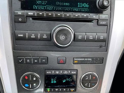 Used 2011 Chevrolet Traverse LTZ image 20