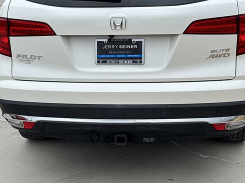 Used 2017 Honda Pilot Elite image 13
