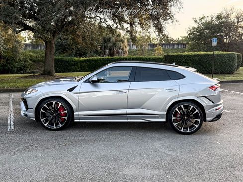 Used 2024 Lamborghini Urus S image 4