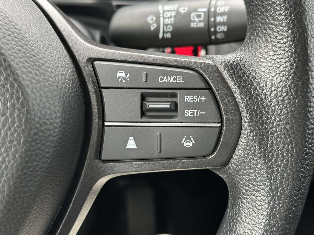 Used 2025 Honda CR-V LX image 19
