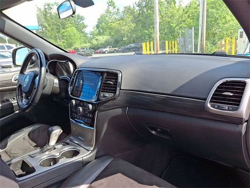 Used 2021 Jeep Grand Cherokee Laredo X image 28