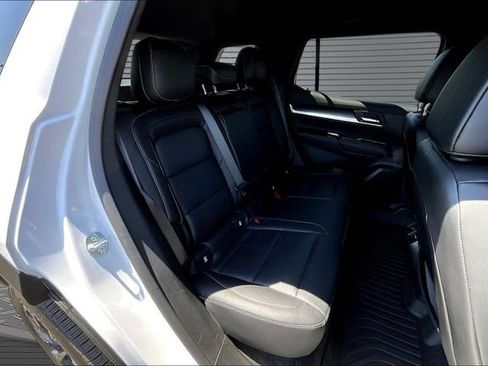 Used 2025 GMC Terrain Elevation w/ Black Edition AWD/4WD image 24