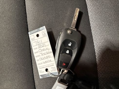 Used 2021 Chevrolet TrailBlazer LS FWD image 21